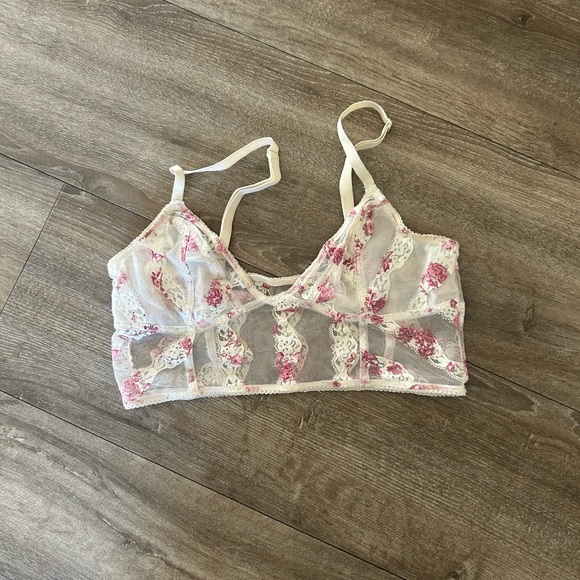 Free People Pink and White Lace Bandeau - Picture 1 of 5